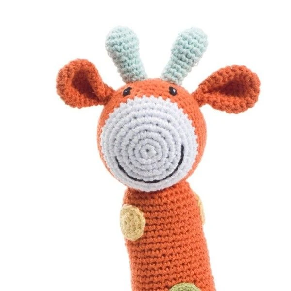 Doudou Girafe 32cm Pebble® Maille Crochet Coton Bio - Doudou Bébé Bio 3 Doudou Girafe 32cm Pebble® Maille Crochet Coton Bio - Doudou Bébé Bio – Image 3