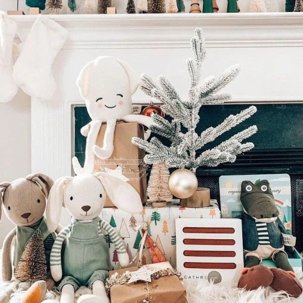 Doudou Peluche Bio Lapin Luca 42cm Apple Park™ -Jouets Bio Apple Park™ 5 Doudou Peluche Bio Lapin Luca 42cm Apple Park™ -Jouets Bio Apple Park™ – Image 5