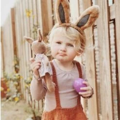 Doudou Peluche Coton Bio Lapine Grise 26cm Robe Rose Fleurie Apple Park™-Jouets Bio Apple Park™ -Jouets De Confort En Peluche Boutique doudou peluche coton bio lapine grise robe rose fleurie apple park jouets bio apple park 4
