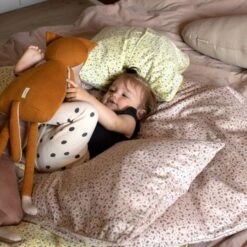 Doudou Peluche Freya Le Renard 52cm Filibabba®-Doudou Peluche Design Scandinave -Jouets De Confort En Peluche Boutique doudou peluche freya le renard 52cm filibabba doudou peluche design scandinave 7