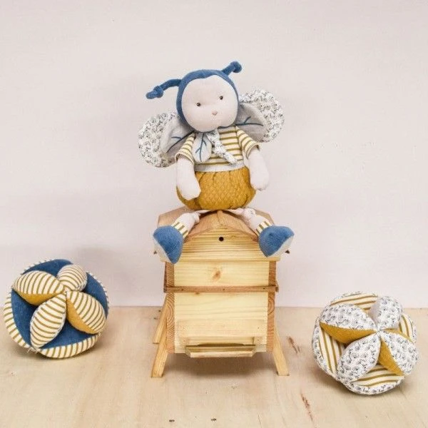 Doudou Peluche Pollen L'abeille 30cm Coton Bio Doudou Et Compagnie® - Doudou Bio Français 2 Doudou Peluche Pollen L'abeille 30cm Coton Bio Doudou Et Compagnie® - Doudou Bio Français – Image 2