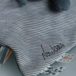 Doudou Plat Carré Mouchoir Coton Bio Âne Paco Bleu Noukie's® - Bébé Bio -Jouets De Confort En Peluche Boutique doudou plat carre mouchoir coton bio ane paco bleu noukie s bebe bio 4