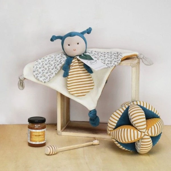 Doudou Plat Pollen L'abeille 25cm Coton Bio Doudou Et Compagnie® - Doudou Bio Français 6 Doudou Plat Pollen L'abeille 25cm Coton Bio Doudou Et Compagnie® - Doudou Bio Français – Image 6