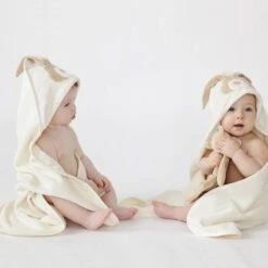 Drap De Bain Bébé Bio Cape Avec Capuche Lapin Wooly Organic® Coton Bio - Serviette Bio GOTS -Jouets De Confort En Peluche Boutique drap de bain bebe bio cape avec capuche lapin wooly organic coton bio serviette bio gots 3