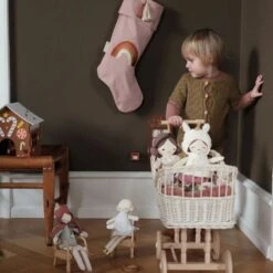 Grande Poupée De Tissu "Tarte Aux Cerise" Fabelab® 40 Cm Coton Bio GOTS- Jouet Bio Scandinave -Jouets De Confort En Peluche Boutique grande poupee de tissu tarte aux cerise fabelab coton bio gots jouet bio scandinave 4