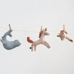 LÄSSIG Hochet Peluche Avec Grelot Phoque Lässig® 16cm Coton Bio Lässig® - Hochets Bio -Jouets De Confort En Peluche Boutique hochet tricote avec grelot more magic phoque laessig 16cm coton bio laessig doudous et hochets bio 3