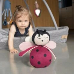 Jouet Bébé Culbuto Lullu La Coccinelle Filibabba®-Doudou Peluche Design Scandinave -Jouets De Confort En Peluche Boutique jouet bebe culbuto lullu la coccinelle filibabba doudou peluche design scandinave 5