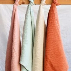 Lange Ocre Coton Bio APunt Barcelona®- Lange Coton Bio 6 Lange Ocre Coton Bio APunt Barcelona®- Lange Coton Bio -Jouets De Confort En Peluche Boutique lange ocre coton bio apunt barcelona lange coton bio 2