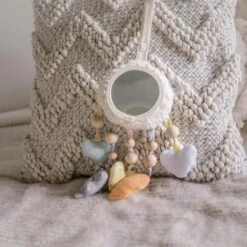 Mini Mobile Coton Bio & Bois Bahbah L'agneau Tikiri® - Jouet Bio 9 Mini Mobile Coton Bio & Bois Bahbah L'agneau Tikiri® - Jouet Bio -Jouets De Confort En Peluche Boutique mini mobile coton bio bois bahbah l agneau tikiri jouet bio 3