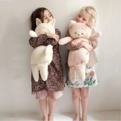 Peluche Big Buddy Bunny Rose Fabelab® 54cm Coton Bio GOTS -Ours Peluche Bio Tissu -Jouets De Confort En Peluche Boutique peluche big buddy bunny rose fabelab 54cm coton bio gots ours peluche bio tissu 2