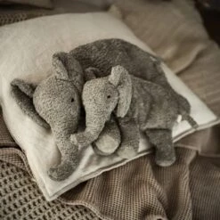 Peluche Bouillotte Sèche Eléphant Gris Coton Bio 35 Cm Senger® - Bouillotte Bio Naturel -Jouets De Confort En Peluche Boutique peluche bouillotte seche elephant gris coton bio 35 cm senger bouillotte bio naturel 5