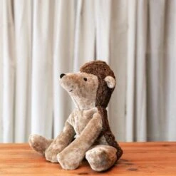 Peluche Hérisson Moyen Brun Coton Bio 29 Cm Senger® - Doudou Bio Naturel Senger -Jouets De Confort En Peluche Boutique peluche herisson brun coton bio 29 cm senger doudou bio naturel senger 2