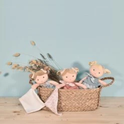 Poupée De Chiffon Joliflores Bleuette Et Son Doudou 22cm Coton Bio Jolijou® - Poupée Bio 11 Poupée De Chiffon Joliflores Bleuette Et Son Doudou 22cm Coton Bio Jolijou® - Poupée Bio -Jouets De Confort En Peluche Boutique poupee de chiffon joliflores bleuette et son doudou 22cm coton bio jolijou poupee bio 4